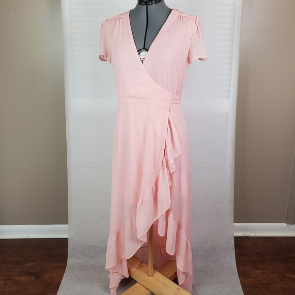 LAST CHANCE WAYF Meryl blush wrap dress short sleeve hi-lo Med - Picture 11 of 11